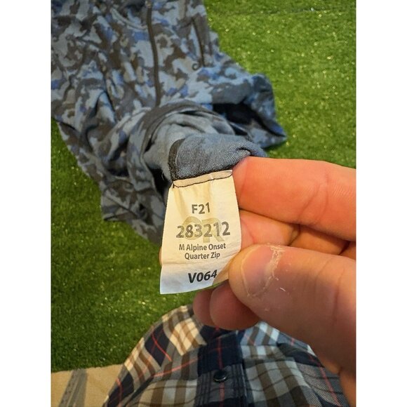 Outdoor Research 1/4 zip mens large blue camo apline onset merino 150 hiking D - Picture 4 of 14
